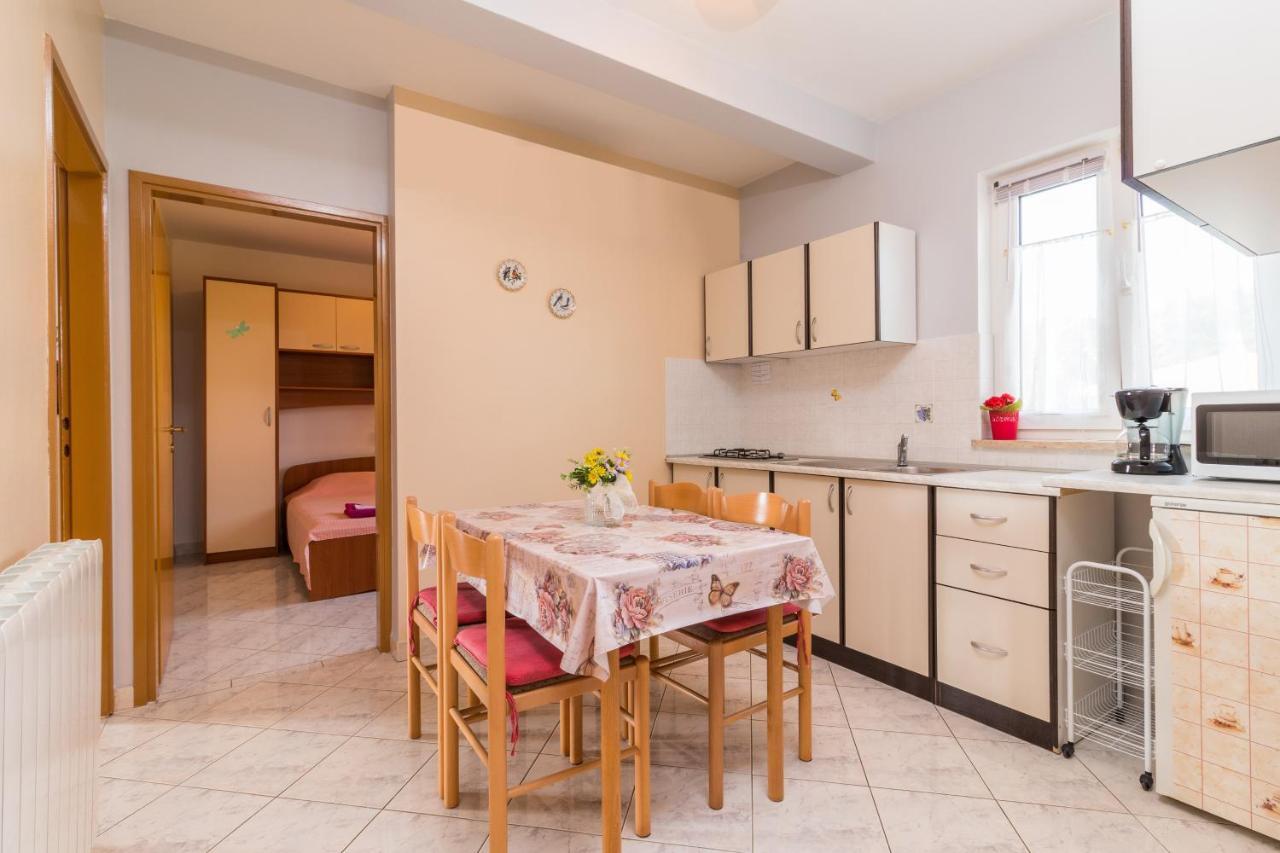 Apartment Valentina-no Groups *