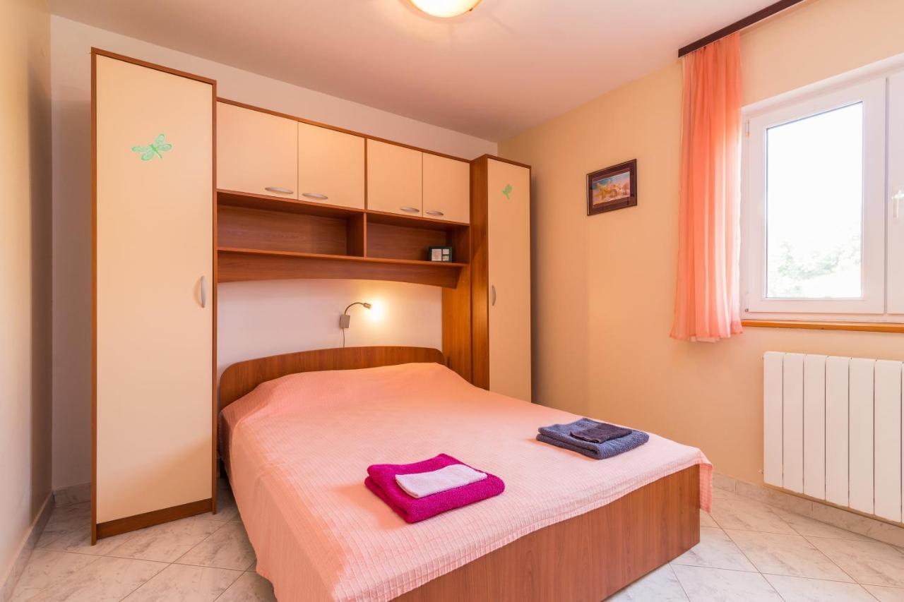 Valentina-no Groups Appartement